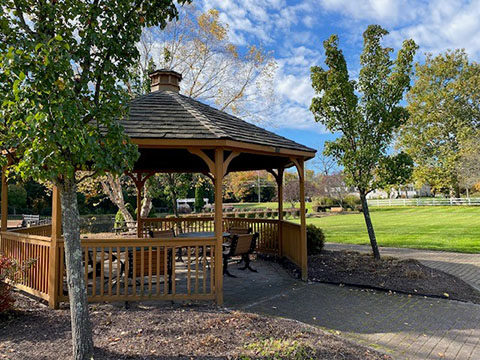 MASONICARE AT BISHOP WICKE HEALTH & REHABILITATION nursing home in SHELTON, CT - Photo 4 of 10