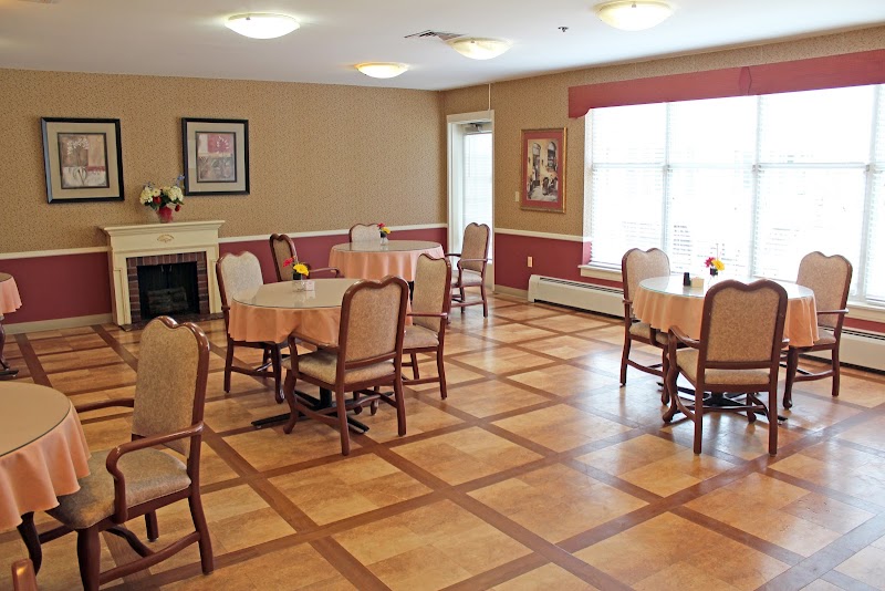 APPLE REHAB WATERTOWN nursing home in WATERTOWN, CT - Photo 3 of 5