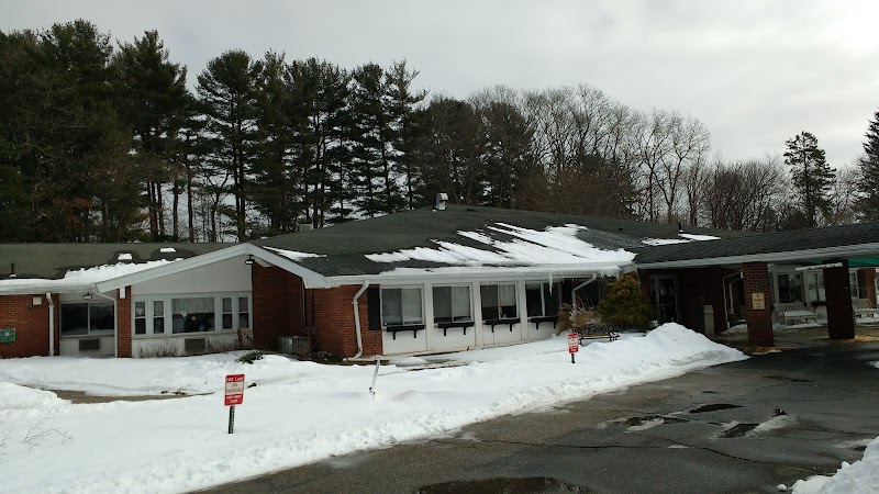 COMPLETE CARE AT FOX HILL nursing home in ROCKVILLE, CT - Photo 3 of 5