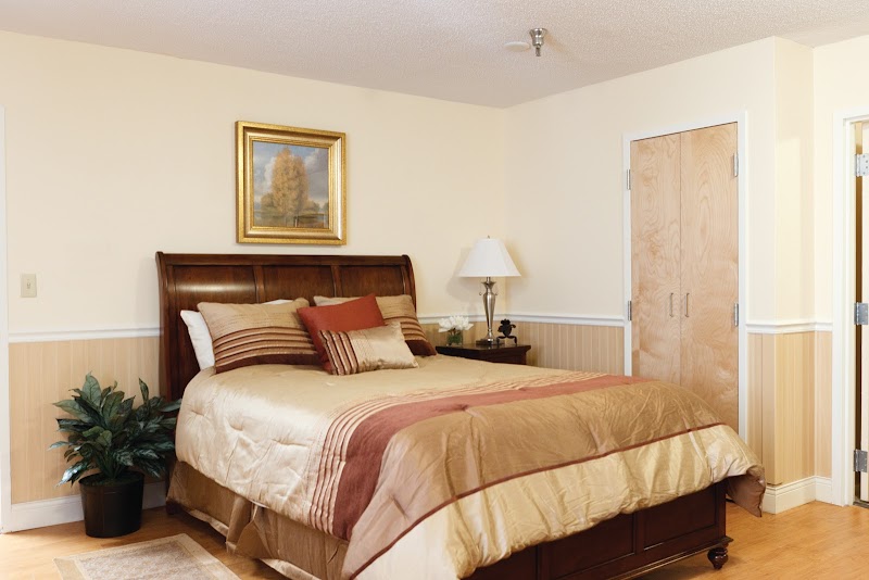 VILLAGE GREEN REHABILITATION AND HEALTHCARE CENTER nursing home in BRISTOL, CT - Photo 5 of 5