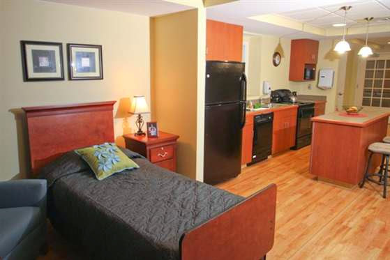 PINES AT BRISTOL FOR NURSING & REHABILITATION, THE nursing home in BRISTOL, CT - Photo 5 of 10