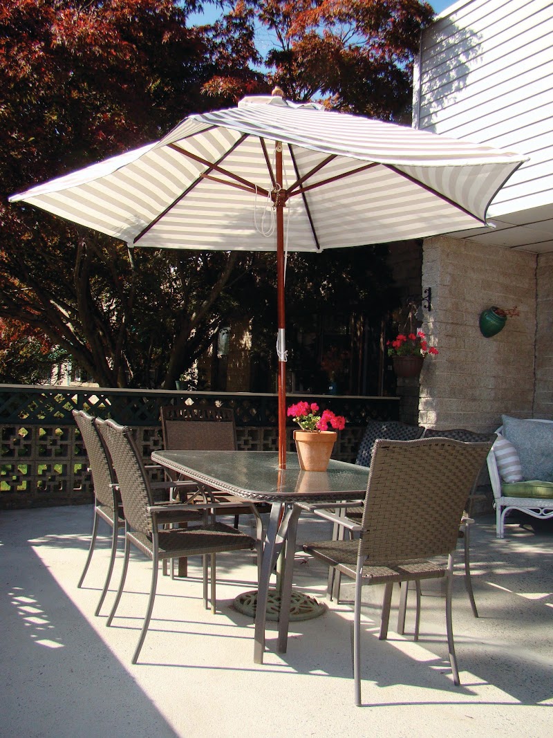 LEDGECREST HEALTH CARE CENTER nursing home in KENSINGTON, CT - Photo 3 of 10