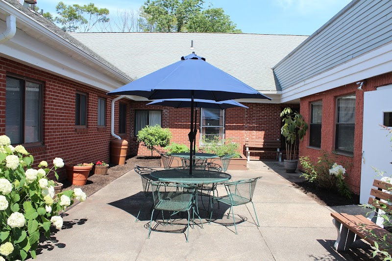 APPLE REHAB COLCHESTER nursing home in COLCHESTER, CT - Photo 5 of 5