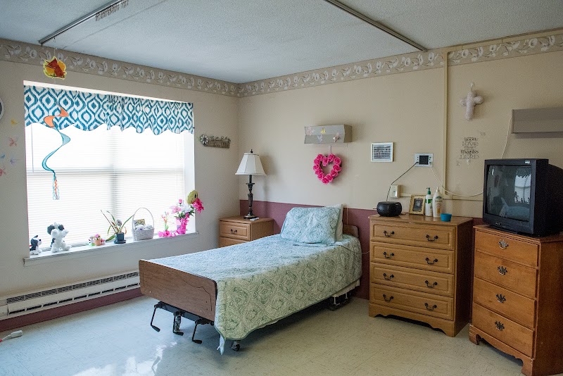 WESTSIDE CARE CENTER nursing home in MANCHESTER, CT - Photo 3 of 5