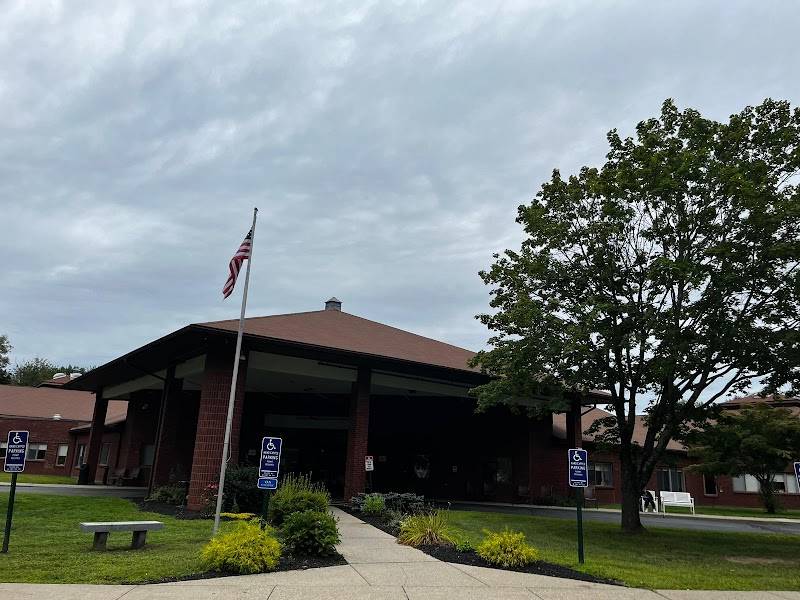COMPLETE CARE AT HARRINGTON COURT nursing home in COLCHESTER, CT - Photo 2 of 3