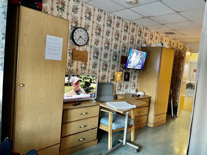 RIVERSIDE HEALTH & REHABILITATION nursing home in EAST HARTFORD, CT - Photo 3 of 5