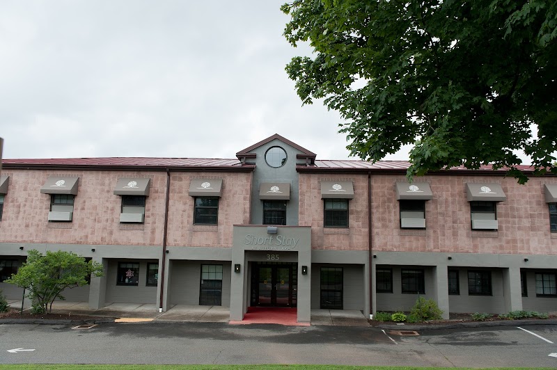 AUTUMN LAKE HEALTHCARE AT CROMWELL nursing home in CROMWELL, CT - Photo 5 of 5