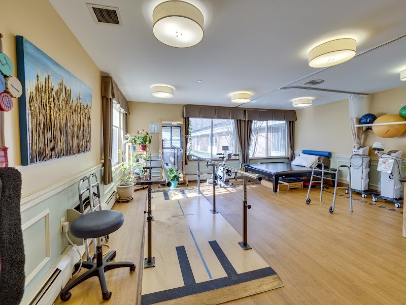 TOUCHPOINTS AT BLOOMFIELD nursing home in BLOOMFIELD, CT - Photo 2 of 10