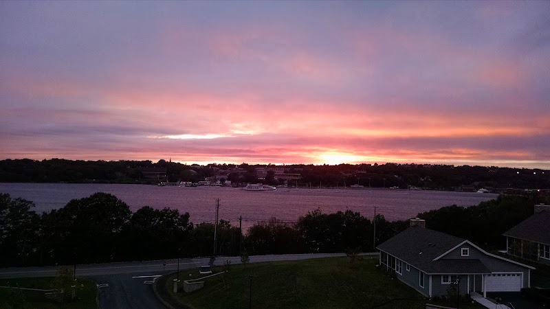 FAIRVIEW nursing home in GROTON, CT - Photo 5 of 10