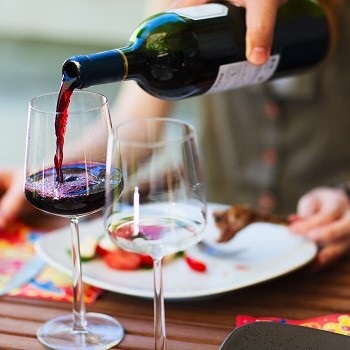 WHITNEY CENTER nursing home in HAMDEN, CT - Photo 5 of 10