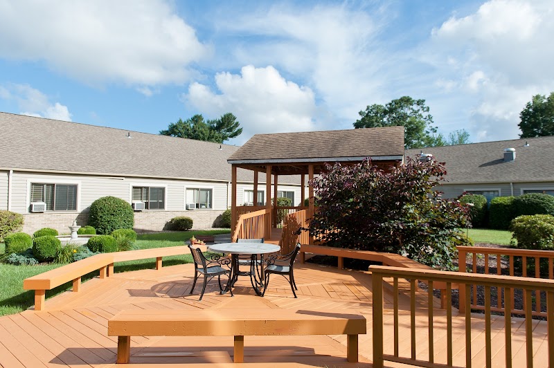 AUTUMN LAKE HEALTHCARE AT NEW BRITAIN nursing home in NEW BRITAIN, CT - Photo 3 of 10