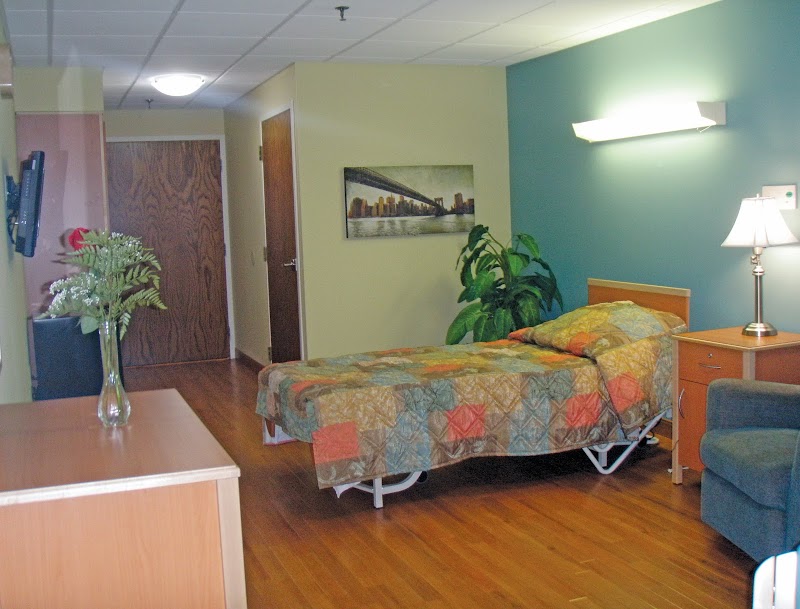 APPLE REHAB SHELTON LAKES nursing home in SHELTON, CT - Photo 3 of 5