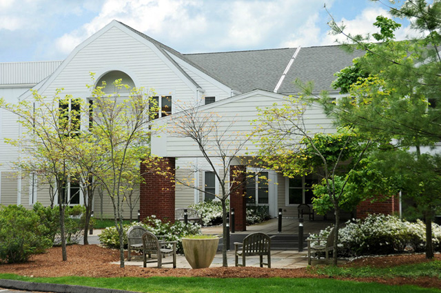 CALEB HITCHCOCK HEALTH CENTER nursing home in BLOOMFIELD, CT - Photo 2 of 10