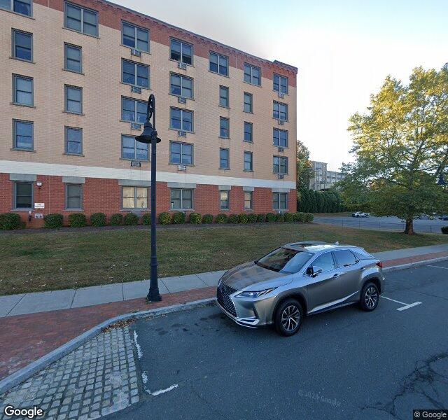 INGRAHAM MANOR nursing home in BRISTOL, CT - Photo 5 of 5