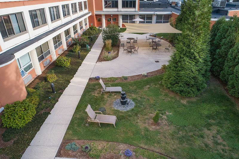 LUDLOWE CENTER FOR HEALTH & REHABILITATION nursing home in FAIRFIELD, CT - Photo 5 of 10