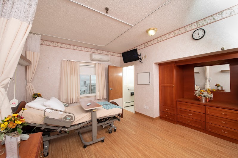 MANCHESTER REHABILITATION AND  HEALTHCARE CENTER nursing home in MANCHESTER, CT - Photo 3 of 10