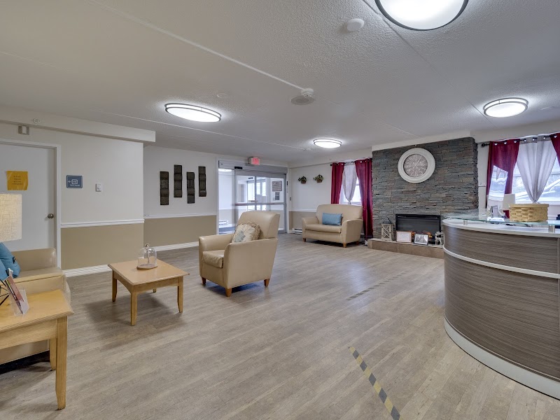 SILVER SPRINGS CARE CENTER nursing home in MERIDEN, CT - Photo 4 of 5