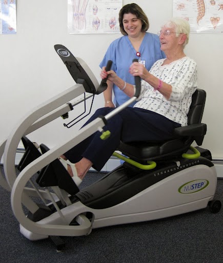 CHESHIRE HOUSE HEALTH CARE FACILITY & REHAB CENTER nursing home in WATERBURY, CT - Photo 4 of 5