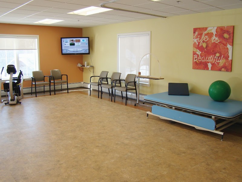 APPLE REHAB CROMWELL nursing home in CROMWELL, CT - Photo 2 of 5