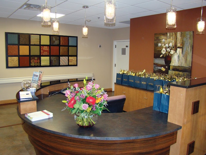 APPLE REHAB CROMWELL nursing home in CROMWELL, CT - Photo 3 of 5