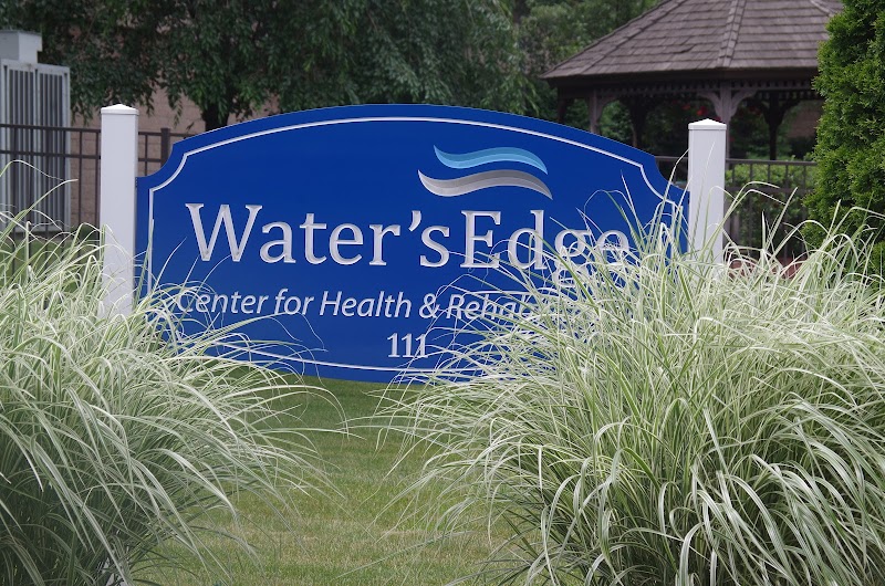 WATER'S EDGE CENTER FOR HEALTH & REHAB nursing home in MIDDLETOWN, CT - Photo 4 of 5