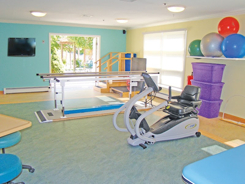 APPLE REHAB AVON nursing home in AVON, CT - Photo 4 of 5