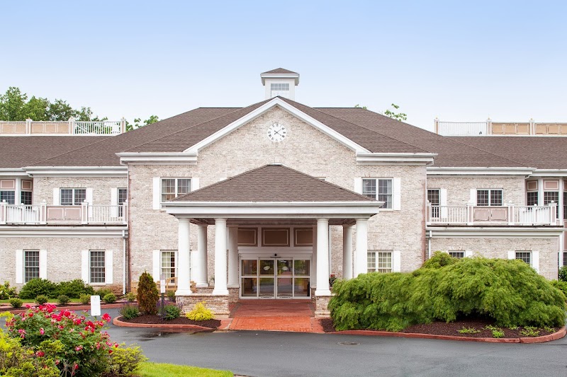 AUTUMN LAKE HEALTHCARE AT WEST HARTFORD nursing home in WEST HARTFORD, CT - Photo 2 of 5