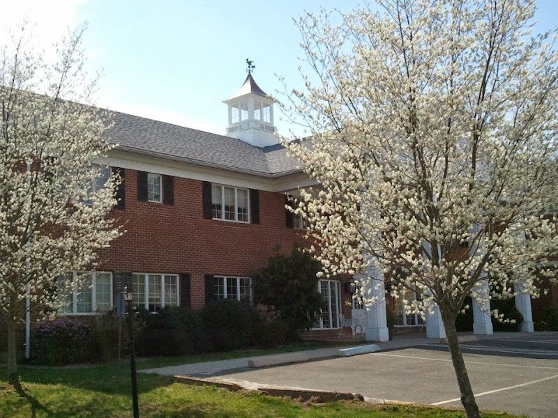 AARON MANOR NURSING & REHABILITATION nursing home in CHESTER, CT - Photo 2 of 5