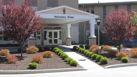 MATULAITIS REHABILITATION & SKILLED CARE nursing home in PUTNAM, CT - Photo 2 of 9