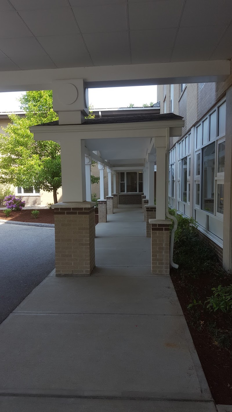 MATULAITIS REHABILITATION & SKILLED CARE nursing home in PUTNAM, CT - Photo 5 of 9