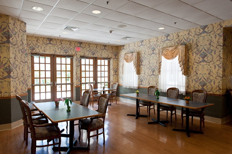 AUTUMN LAKE HEALTHCARE AT BUCKS HILL nursing home in WATERBURY, CT - Photo 3 of 10