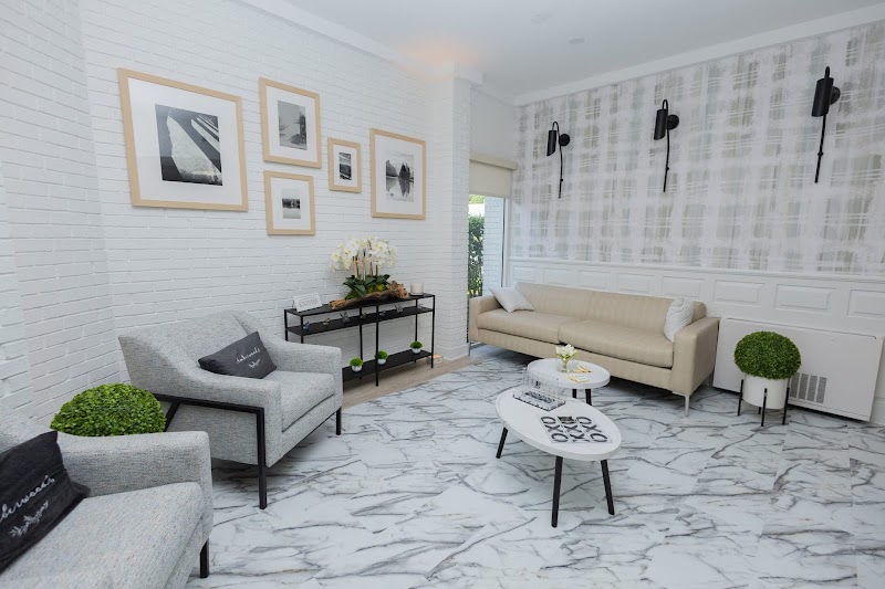 AMBERWOODS OF FARMINGTON nursing home in FARMINGTON, CT - Photo 5 of 10