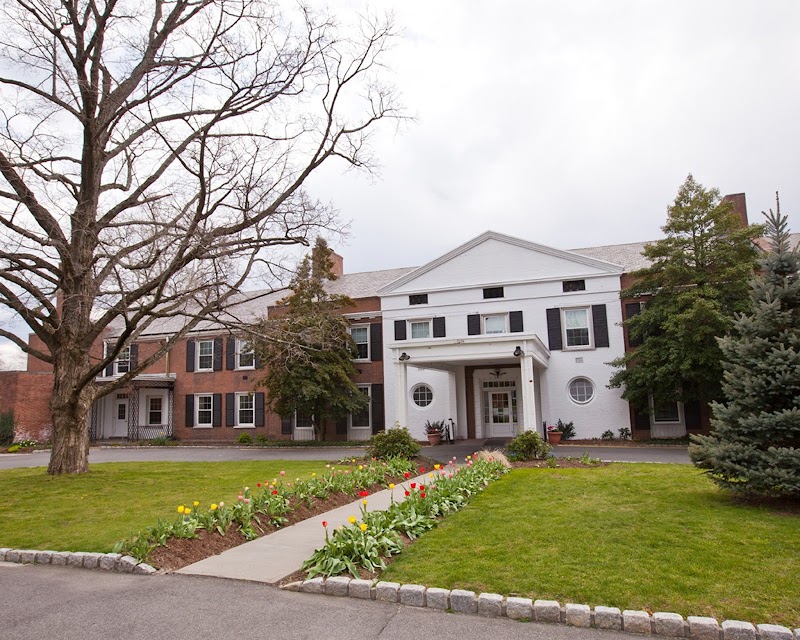BRADLEY HOME INFIRMARY/PAVILION nursing home in MERIDEN, CT - Photo 2 of 6