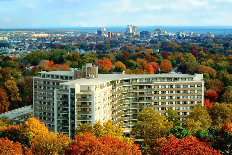 SPRINGS AT 3030 PARK, THE nursing home in BRIDGEPORT, CT - Photo 2 of 10
