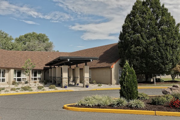 COMPLETE CARE AT SILVER LAKE LLC nursing home in DOVER, DE - Photo 1 of 6