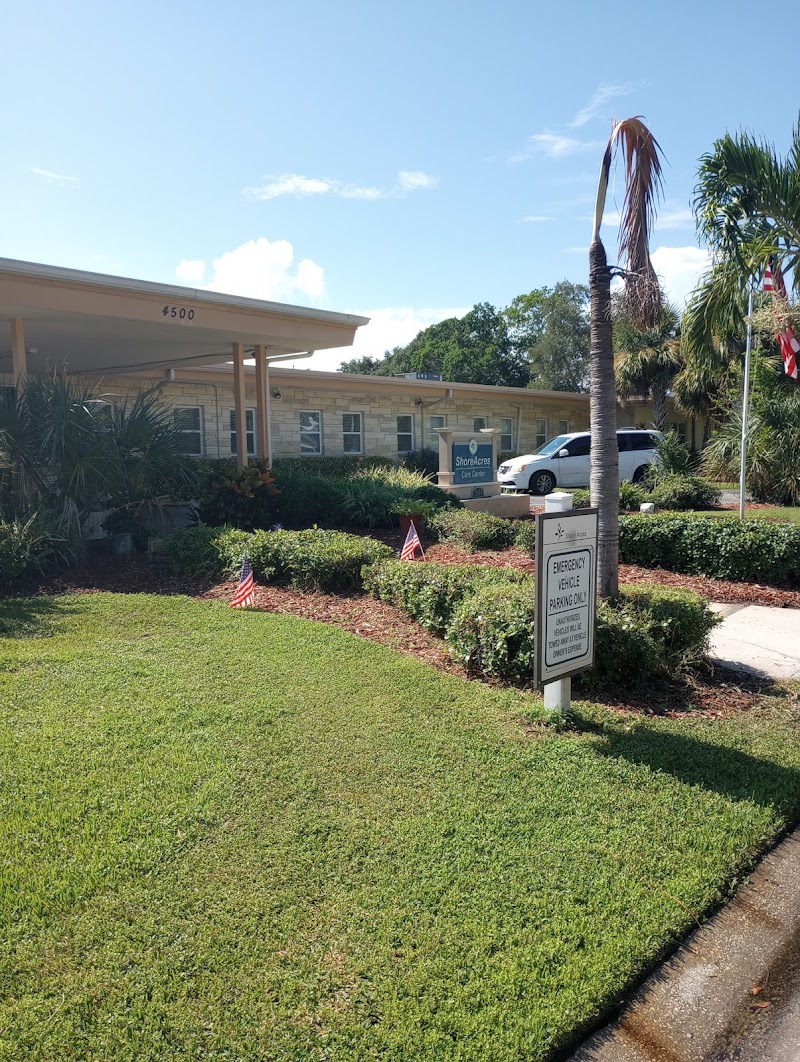 SHORE ACRES CARE CENTER AND REHAB nursing home in SAINT PETERSBURG, FL - Photo 2 of 5