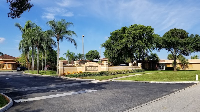 BOULEVARD REHABILITATION CENTER nursing home in BOYNTON BEACH, FL - Photo 4 of 10