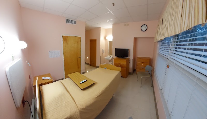 RIVERWOOD CENTER nursing home in JACKSONVILLE, FL - Photo 5 of 5