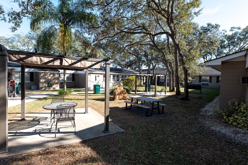 THE BRISTOL CARE CENTER nursing home in TAMPA, FL - Photo 5 of 5