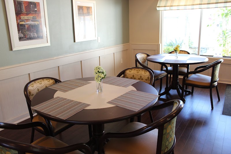 NORTH HEALTHCARE AND REHABILITATION CENTER nursing home in SAINT PETERSBURG, FL - Photo 3 of 5