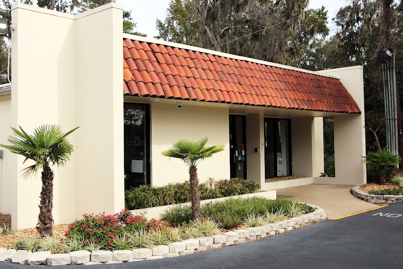 PARK MEADOWS HEALTHCARE & REHABILITATION CENTER nursing home in GAINESVILLE, FL - Photo 2 of 5