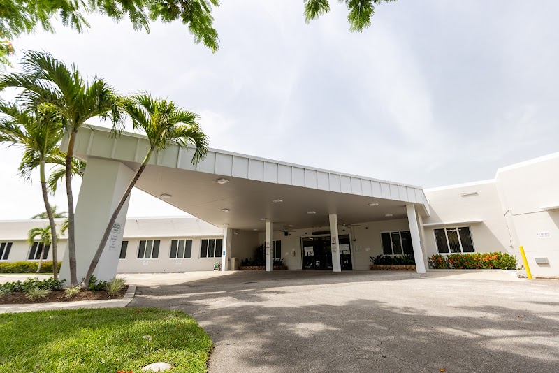 JACKSON MEMORIAL PERDUE MEDICAL CENTER nursing home in CUTLER BAY, FL - Photo 5 of 6