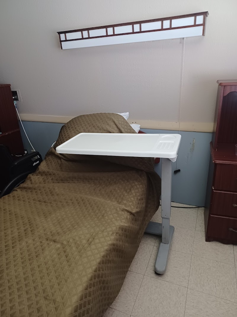 BAYSIDE HEALTH AND REHABILITATION CENTER nursing home in PENSACOLA, FL - Photo 2 of 4