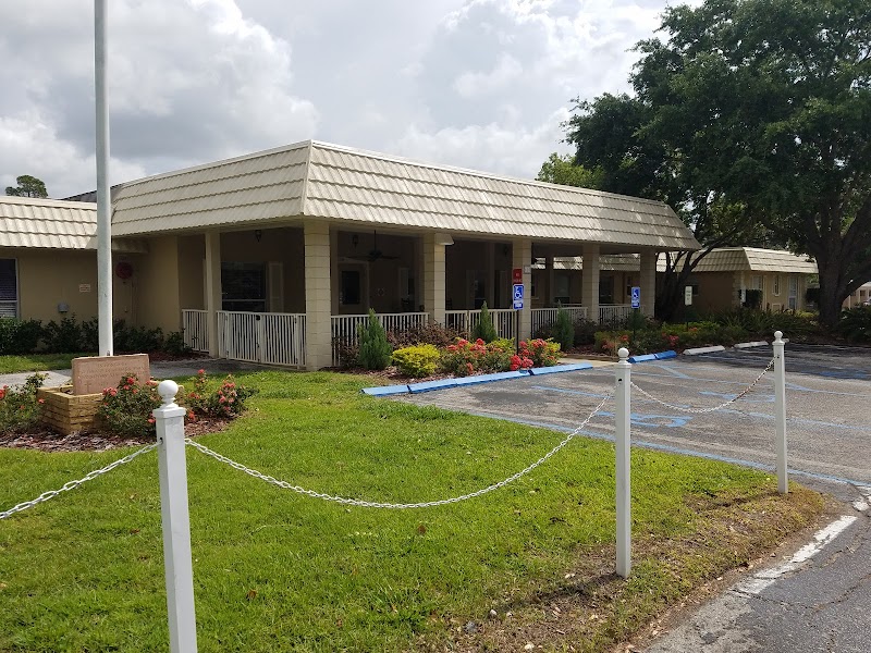 LAKELAND HILLS CENTER nursing home in LAKELAND, FL - Photo 2 of 5