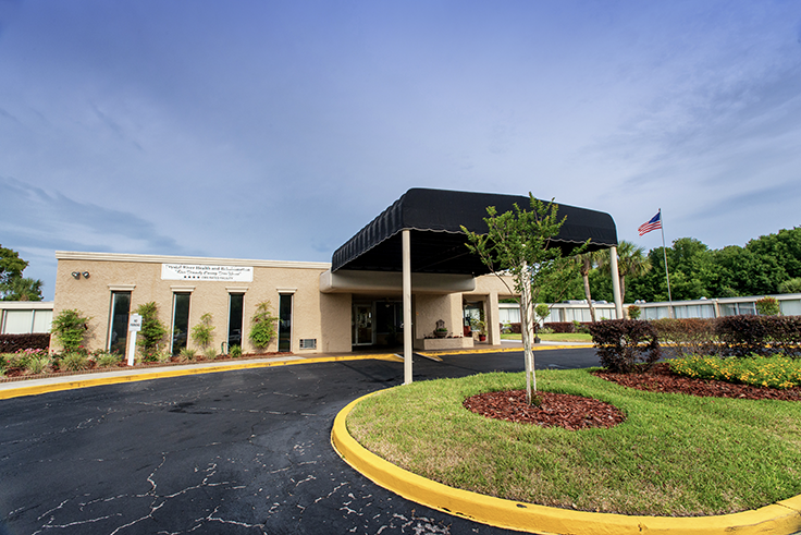 CRYSTAL RIVER HEALTH AND REHABILITATION CENTER nursing home in CRYSTAL RIVER, FL - Photo 2 of 9