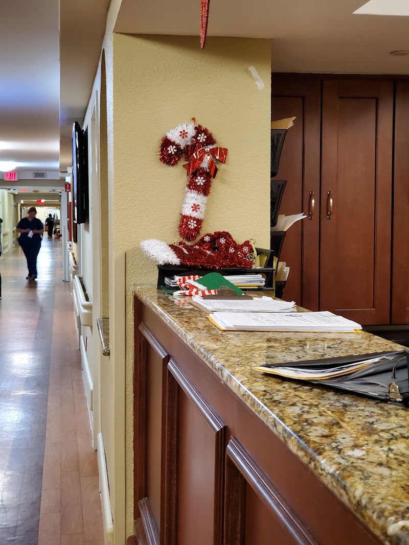 OCALA HEALTH AND REHABILITATION CENTER nursing home in OCALA, FL - Photo 5 of 10