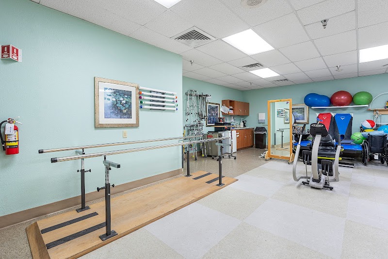 BAYVIEW CENTER nursing home in EUSTIS, FL - Photo 4 of 8