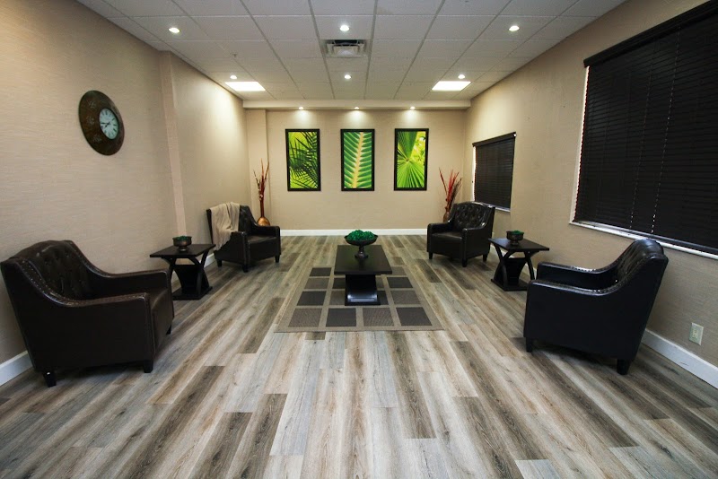 PALMS CARE CENTER AND REHAB nursing home in LAUDERDALE LAKES, FL - Photo 5 of 5