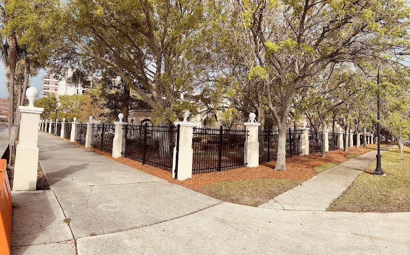 RIVERSIDE POST ACUTE nursing home in JACKSONVILLE, FL - Photo 3 of 5