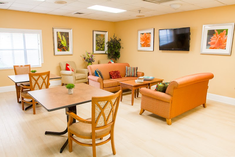CHARLOTTE BAY REHAB AND CARE CENTER nursing home in PORT CHARLOTTE, FL - Photo 4 of 5